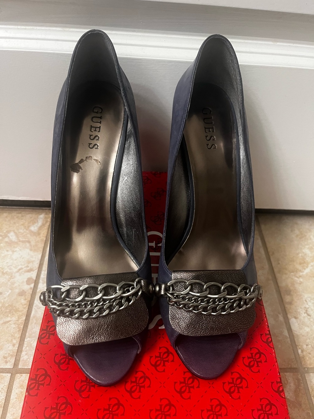 GUESS Purple Peep-Toe Pumps with Silver Chain Accent